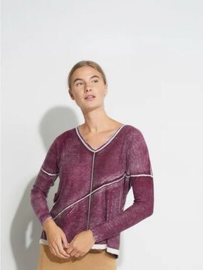 Kokun Bamboo–Cashmere Seamed V‑Neck Sweater – XS/S